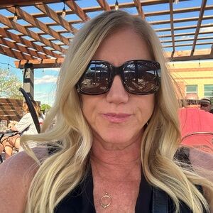 Meet your Posher, Lynn